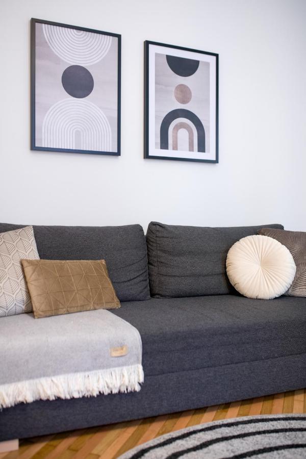 Wawelove Pilsudskiego - 3 Bedroom Apt. With Balcony And Free Parking! Apartment Krakow