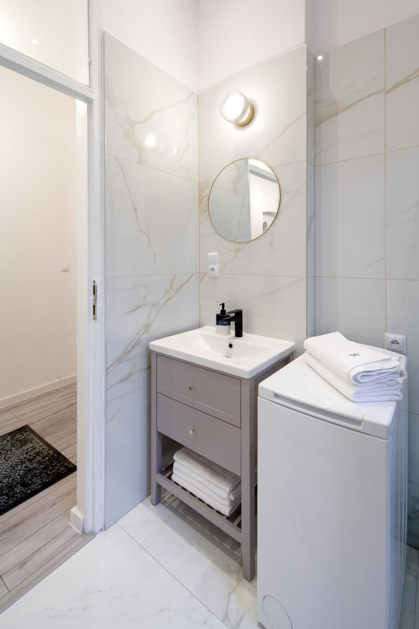 Apartament Wawelove Pilsudskiego - 3 Bedroom Apt. With Balcony And Free Parking! *